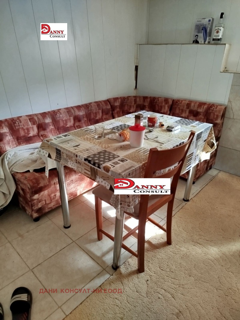 Till salu  Hus region Ruse , Karamanovo , 130 kvm | 20770334 - bild [7]