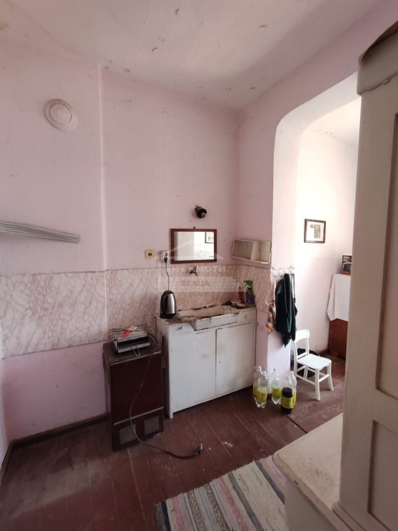 Продава  Къща град Враца , Център , 150 кв.м | 29062741 - изображение [2]