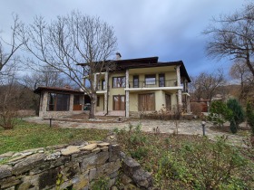 Casa Gergini, región de Gabrovo 1