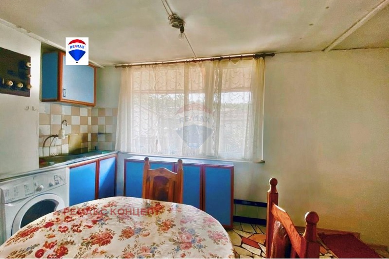 Продава  Къща област Шумен , с. Овчарово , 76 кв.м | 61192655 - изображение [2]