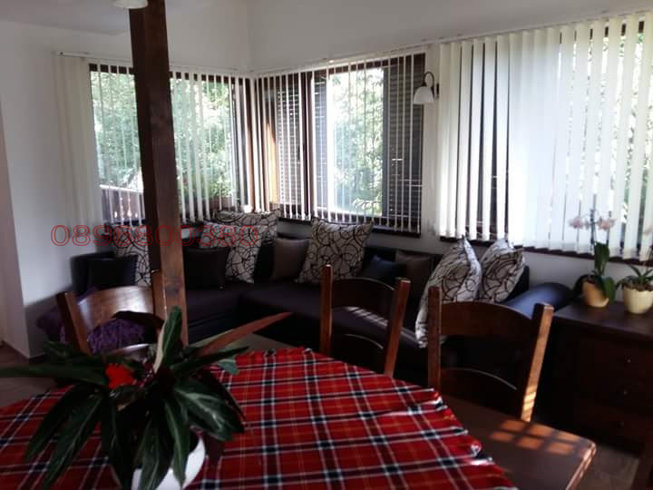 Продава КЪЩА, гр. Априлци, област Ловеч, снимка 10 - Къщи - 54616464