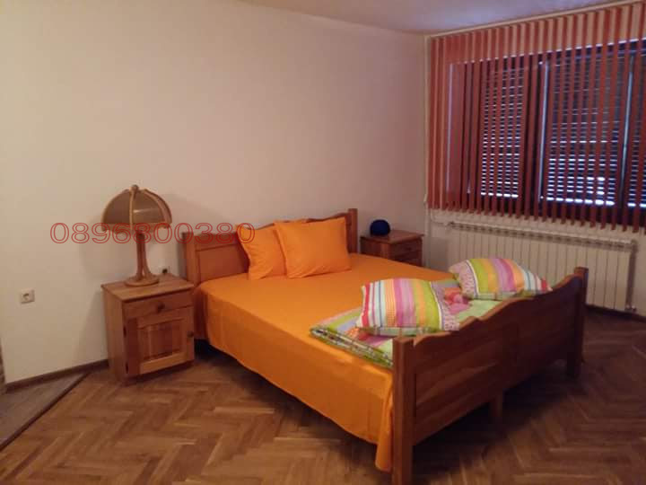 Продава КЪЩА, гр. Априлци, област Ловеч, снимка 12 - Къщи - 54616464