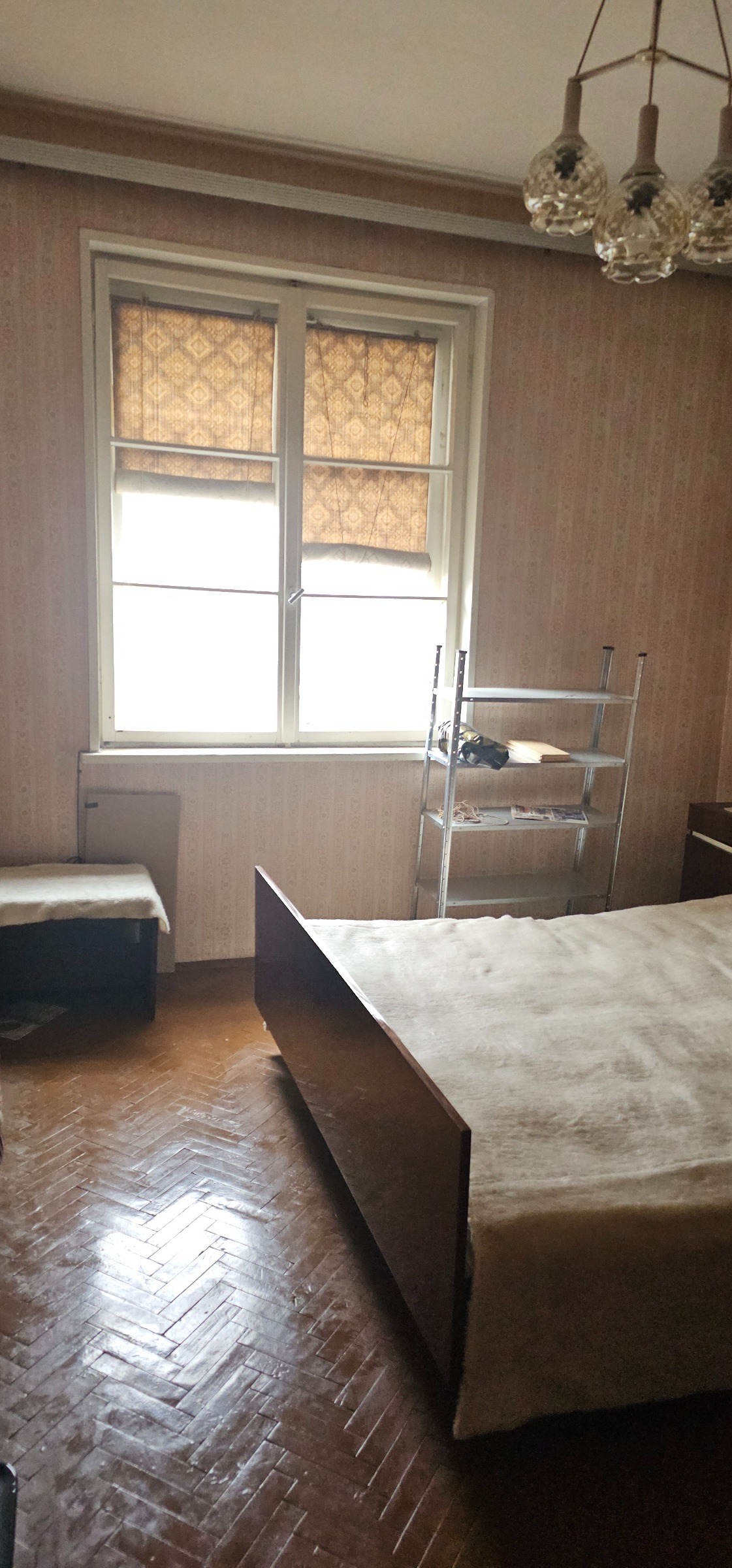 Продава 2-СТАЕН, гр. Перник, Изток