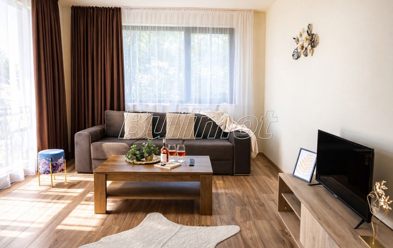Продава 3-СТАЕН, гр. Варна, к.к. Св.Св. Константин и Елена