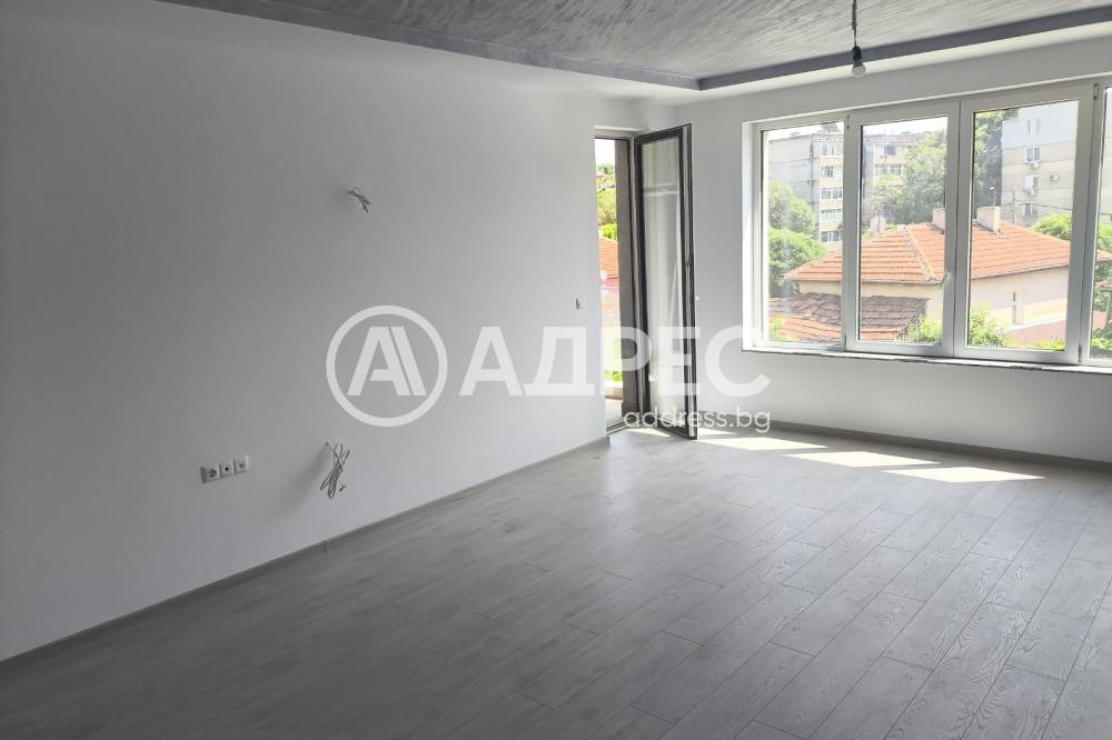 Продава 3-СТАЕН, гр. Разград, Център, снимка 2 - Апартаменти - 55017772
