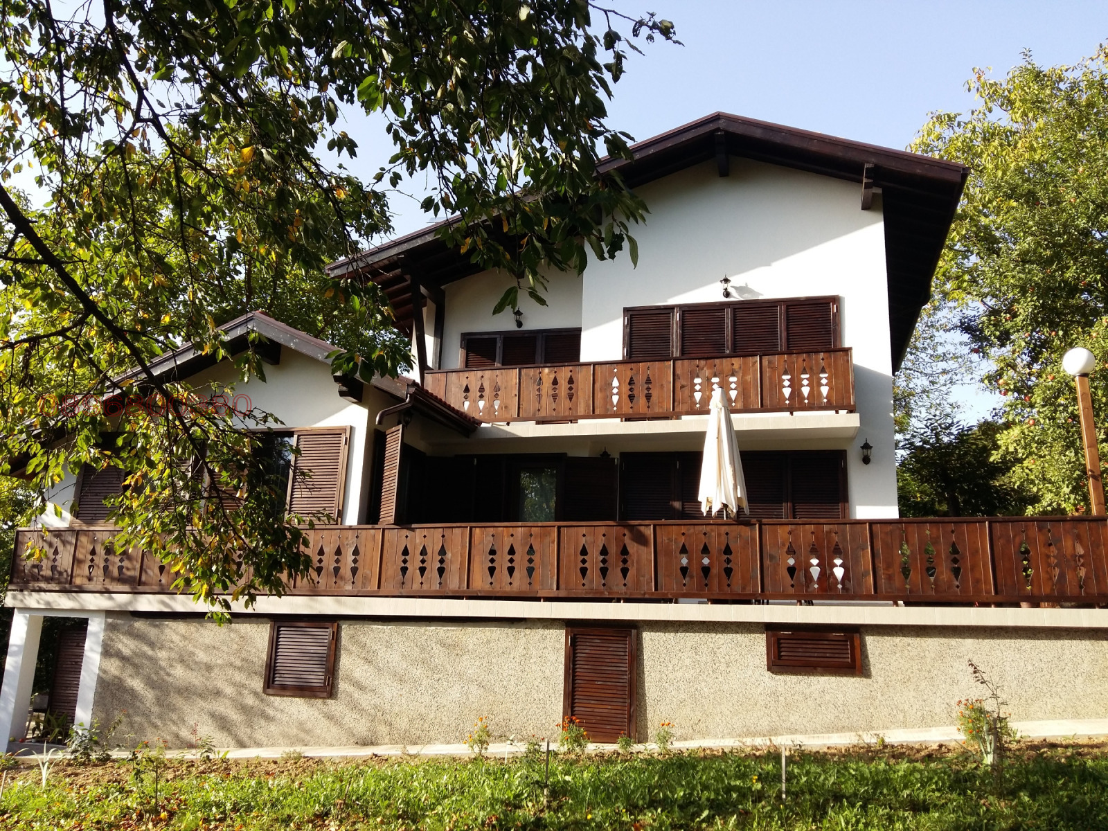 Продава КЪЩА, гр. Априлци, област Ловеч