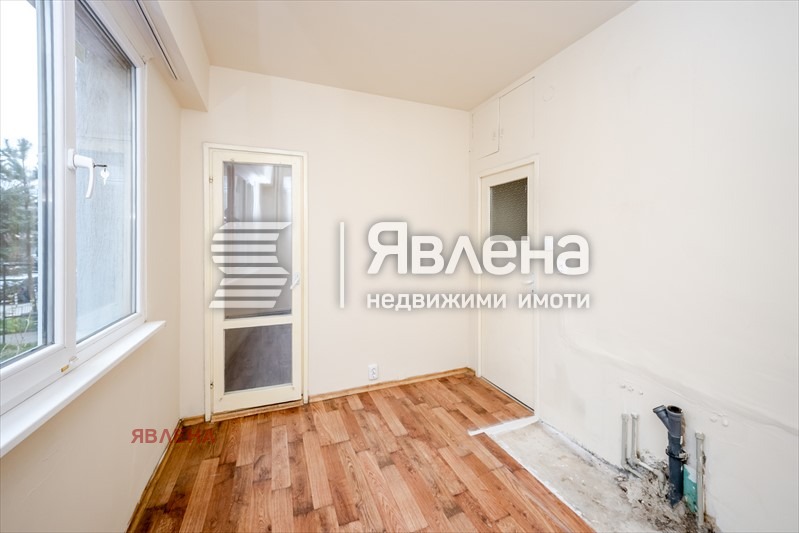 Продава 2-СТАЕН, гр. София, Света Троица, снимка 8 - Апартаменти - 54635202