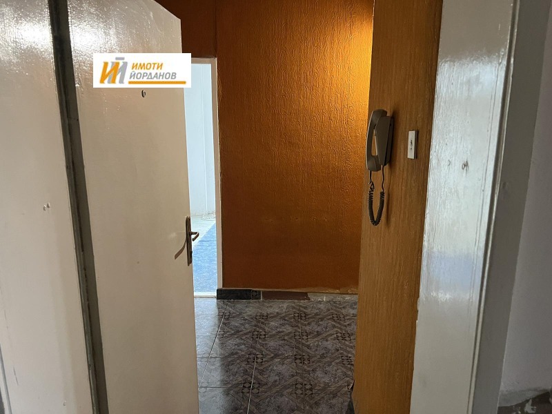 Продава 3-СТАЕН, гр. Велико Търново, Колю Фичето, снимка 5 - Апартаменти - 49528643