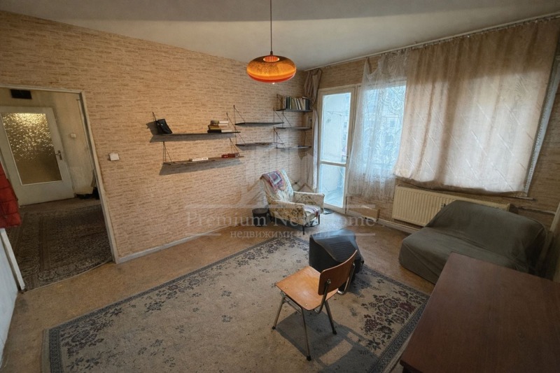 Продава 3-СТАЕН, гр. София, Толстой, снимка 2 - Апартаменти - 53191472