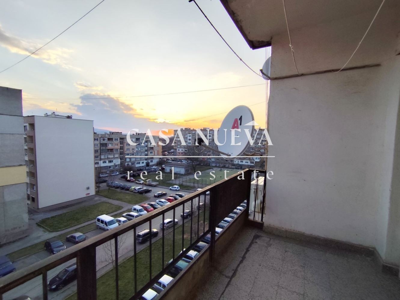 Продава 2-СТАЕН, гр. Перник, Изток