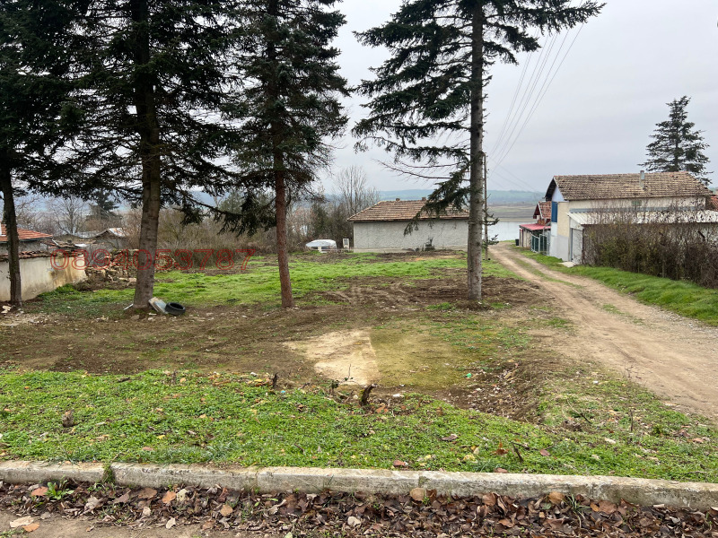 Продава КЪЩА, с. Ловец, област Шумен