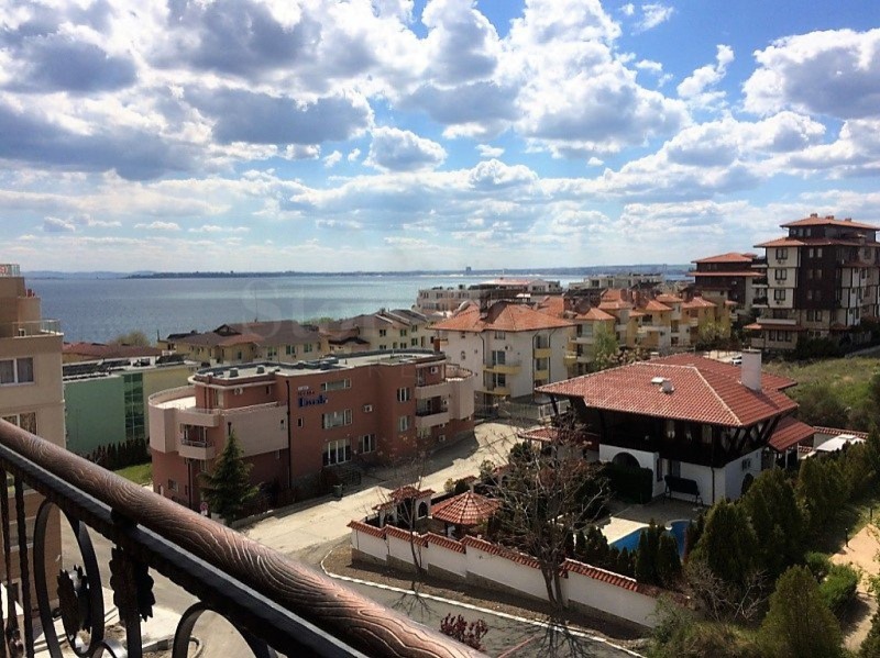 Продава 4-СТАЕН в област Бургас, гр. Свети Влас - 136 кв.м / 540 384 € » 1 056 899.24 лв., СТОУНХАРД ПРЕМИЪР В СТРАНАТА И ЧУЖБИНА