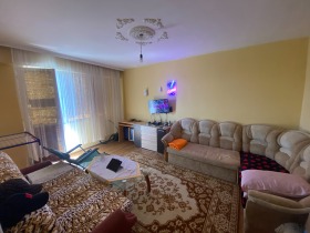 Продажба на едностайни апартаменти в град Шумен - изображение 10 