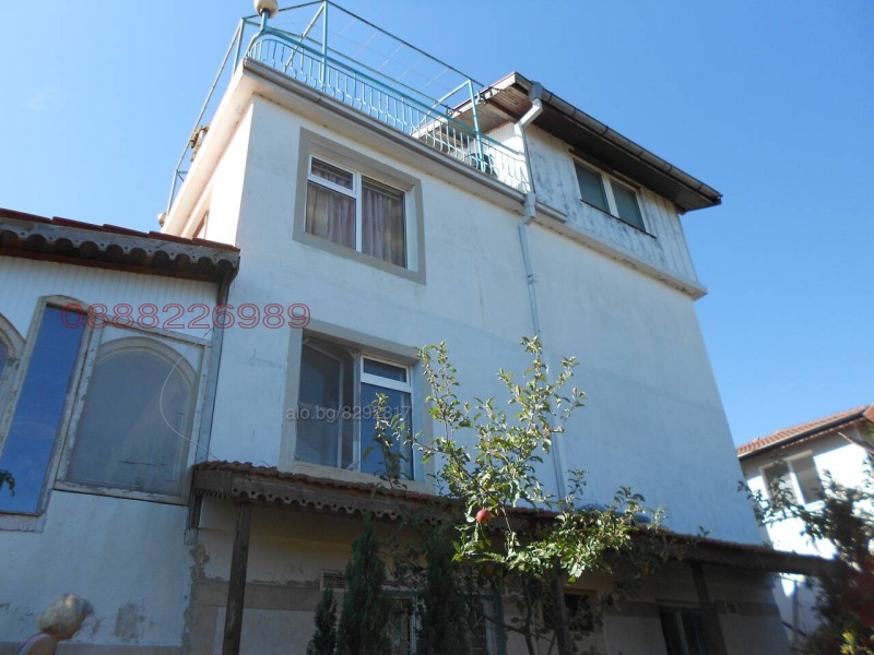 Продава КЪЩА, гр. Приморско, област Бургас, снимка 2 - Къщи - 52783771