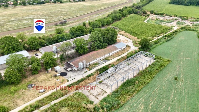 Продава  Пром. помещение област Русе , с. Сандрово , 2465 кв.м | 92800409 - изображение [8]