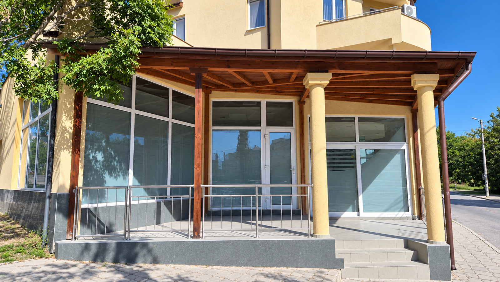 Продава ЗАВЕДЕНИЕ, гр. Перник, Димова махала, снимка 6 - Заведения - 51772040