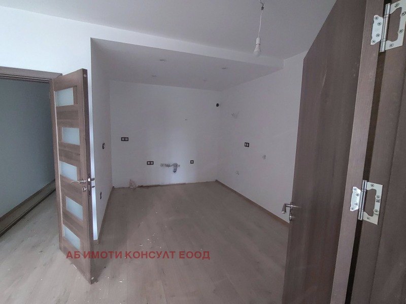 En venta  1 dormitorio Sofia , Bankya , 70 metros cuadrados | 77472417 - imagen [4]