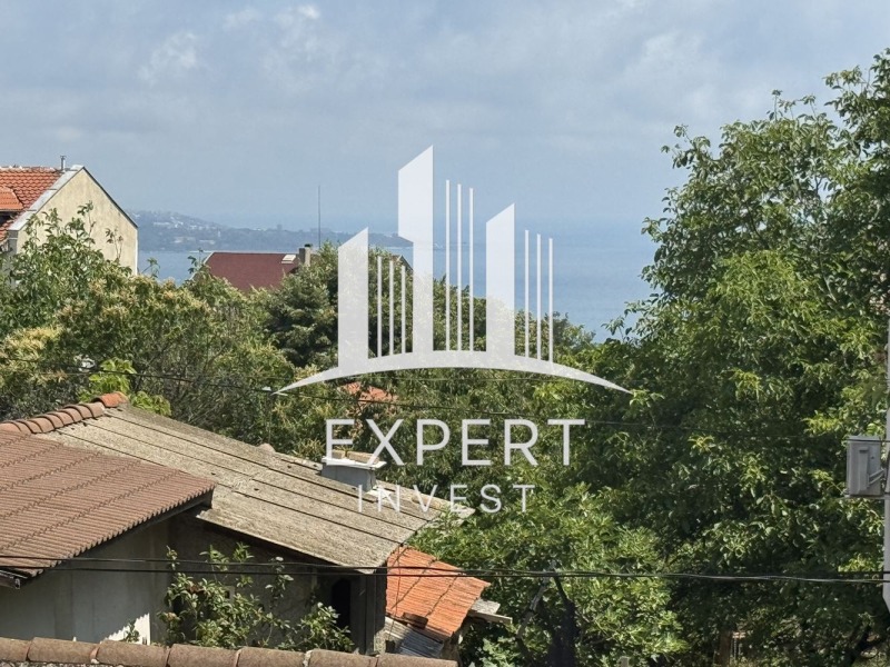 Продава ЕТАЖ ОТ КЪЩА, гр. Варна, Галата, снимка 12 - Етаж от къща - 52836758