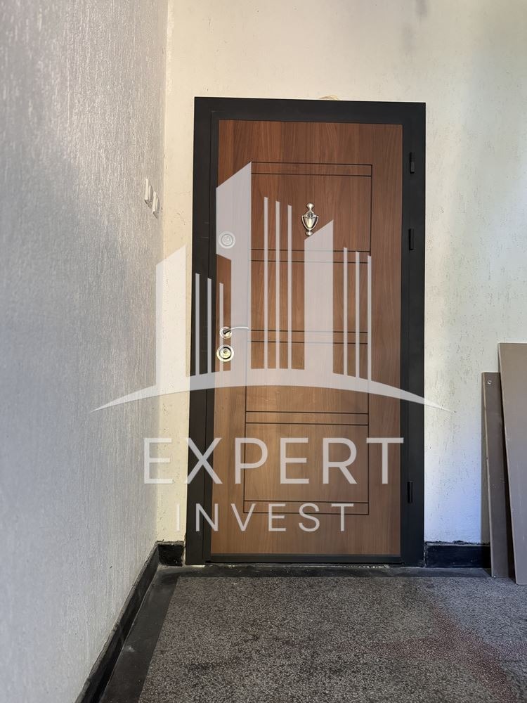 Продава ЕТАЖ ОТ КЪЩА, гр. Варна, Галата, снимка 11 - Етаж от къща - 52836758