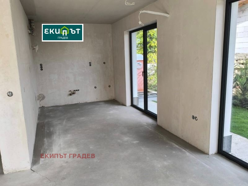 Продава КЪЩА, гр. Варна, м-т Манастирски рид, снимка 9 - Къщи - 51595246