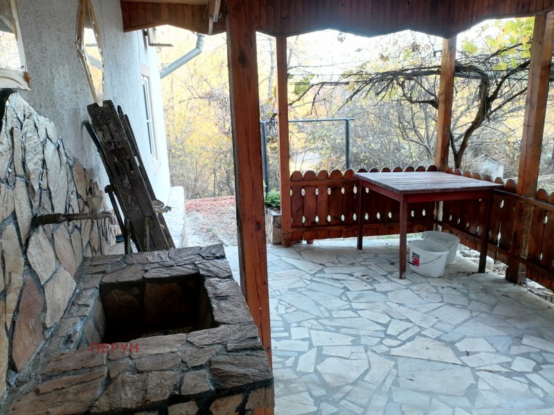 Продава КЪЩА, с. Брусник, област Перник, снимка 5 - Къщи - 52619981