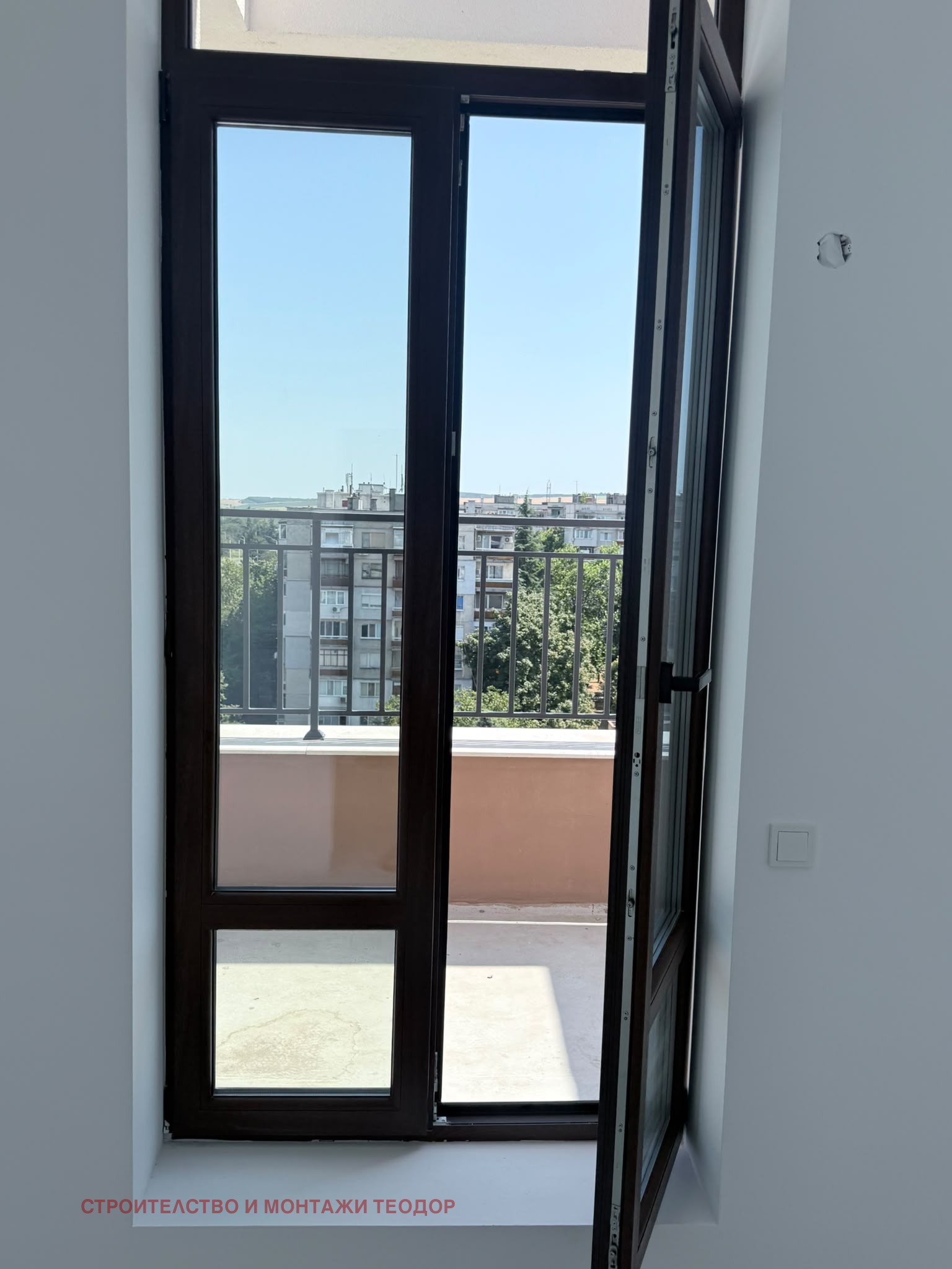 Продава 3-СТАЕН, гр. Русе, Здравец Изток, снимка 2 - Апартаменти - 55628720