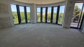 2 bedroom m-t Alen mak, Varna 2