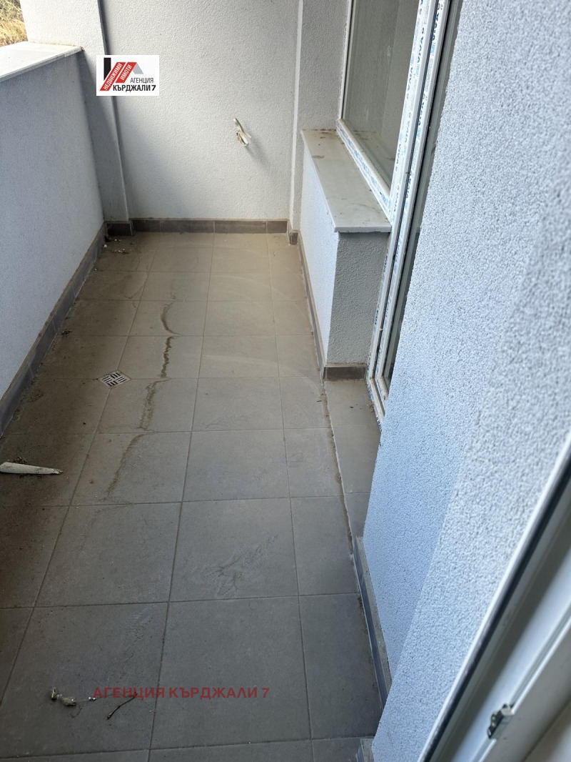 Продава  2-стаен град Кърджали , Възрожденци , 53 кв.м | 46755551 - изображение [9]