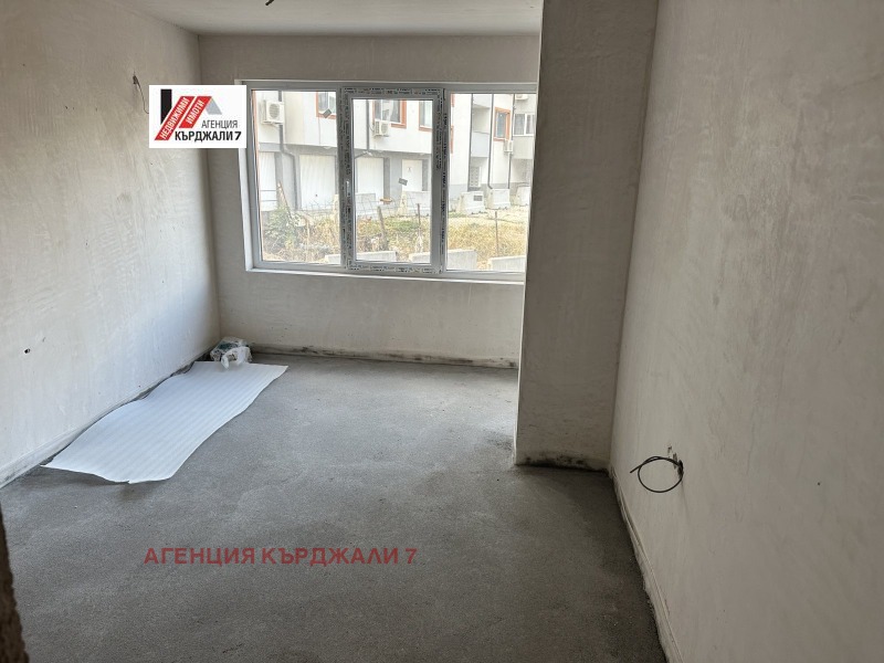 Продава  2-стаен град Кърджали , Възрожденци , 53 кв.м | 46755551 - изображение [7]