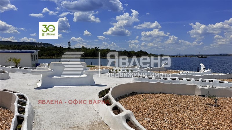 Продава КЪЩА, гр. Варна, Островна промишлена зона, снимка 2 - Къщи - 55534077