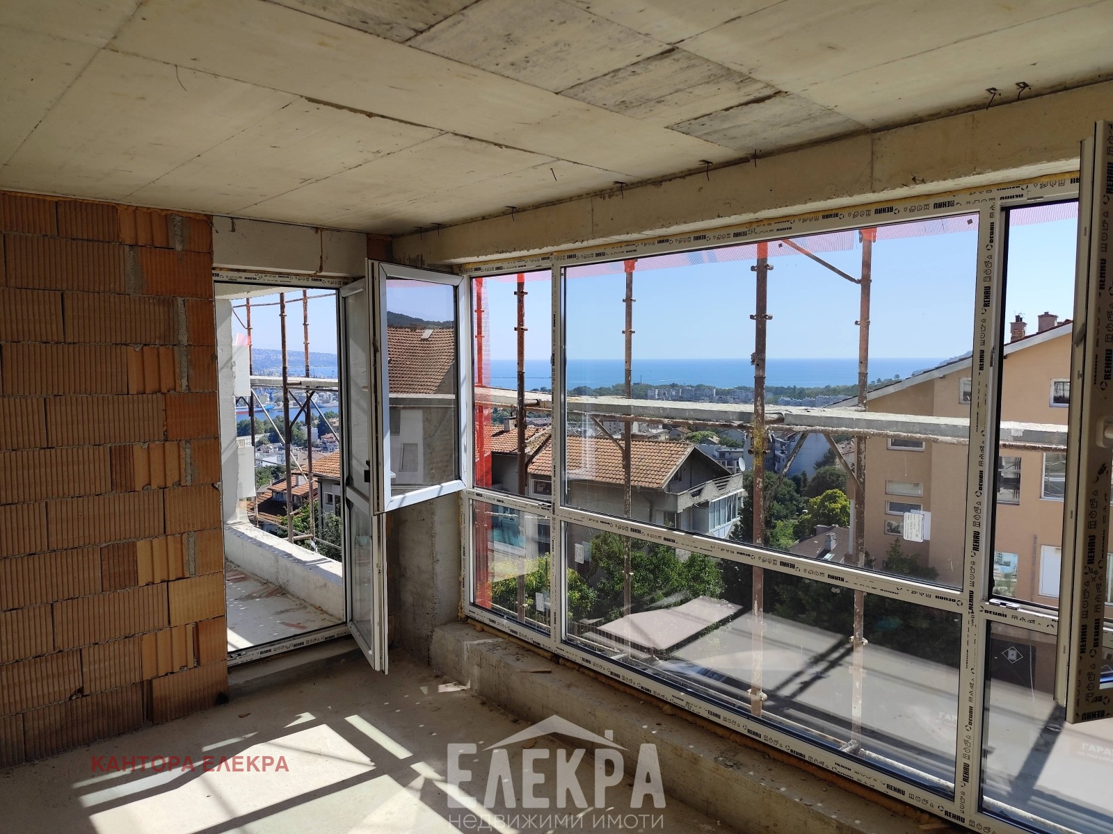 Продава 3-СТАЕН, гр. Варна, Аспарухово, снимка 2 - Апартаменти - 55723839