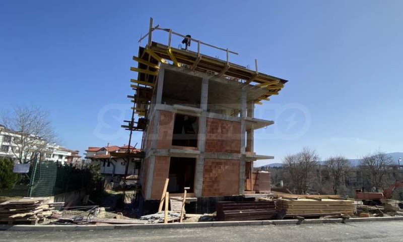 Продава 1-СТАЕН в област Бургас, гр. Царево - 39 кв.м / 59 370 € » 116 117.63 лв., СУПРИММО - БУРГАС