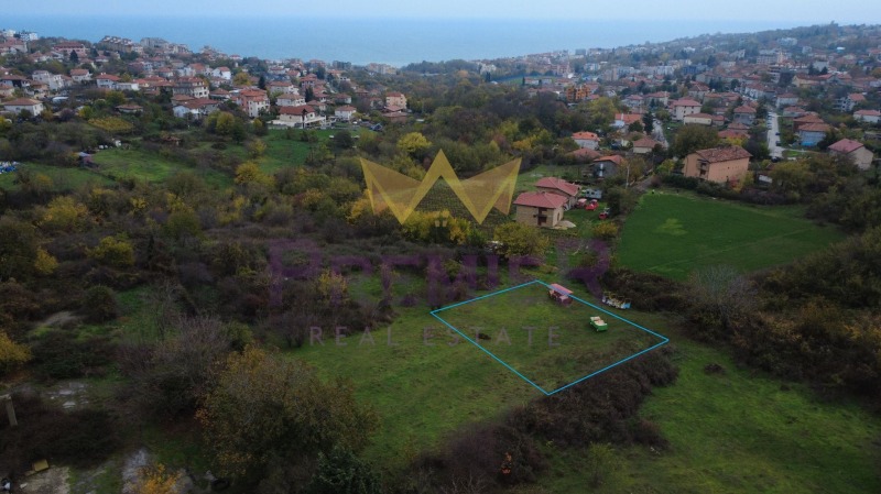 Продава ПАРЦЕЛ в област Варна, гр. Бяла - 902 кв.м / 35 000 € » 68 454.05 лв., ИМОТИ ПРЕМИЕР