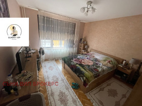 3-стаен град Плевен, Широк център 12