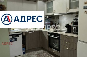 3-стаен град Варна, Владислав Варненчик 1