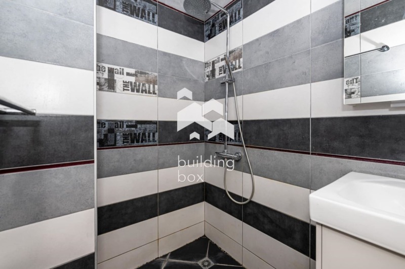 En venta  1 dormitorio Plovdiv , Kamenitsa 1 , 69 metros cuadrados | 72402004 - imagen [6]