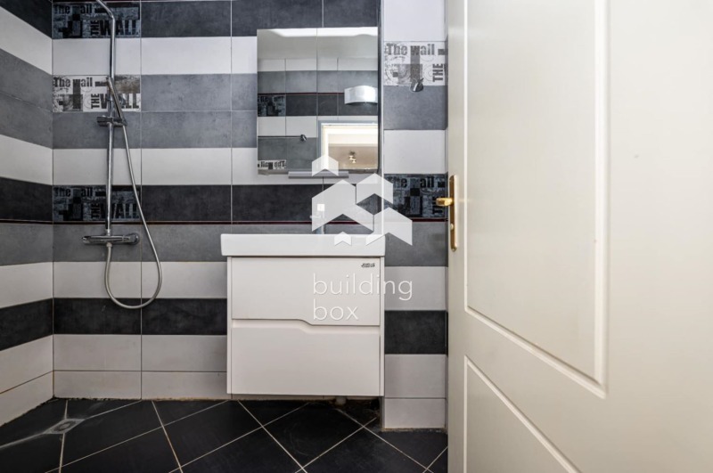 En venta  1 dormitorio Plovdiv , Kamenitsa 1 , 69 metros cuadrados | 72402004 - imagen [7]