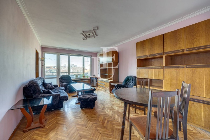 Продава 3-СТАЕН, гр. София, Център, снимка 3 - Апартаменти - 53026141