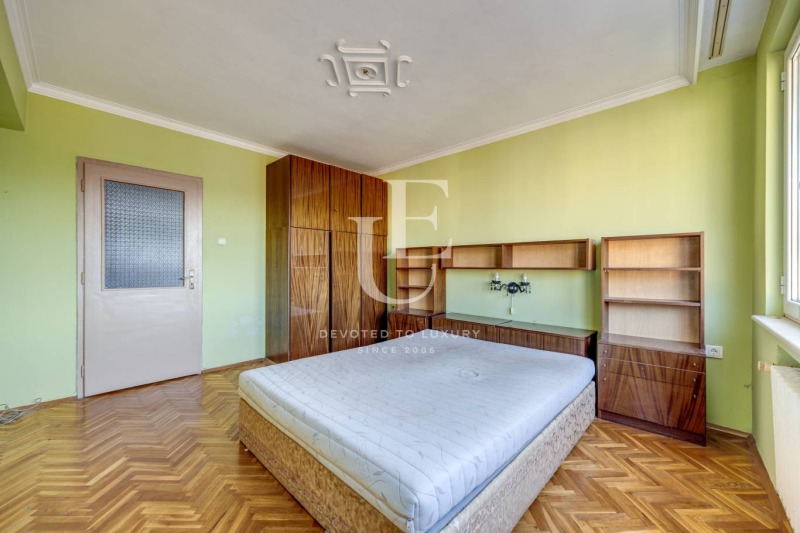 Продава 3-СТАЕН, гр. София, Център, снимка 5 - Апартаменти - 53026141