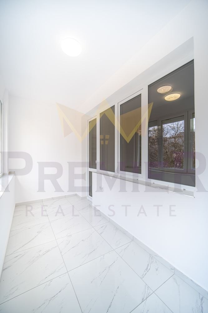 Продава 3-СТАЕН, гр. Варна, Център, снимка 7 - Апартаменти - 53732796