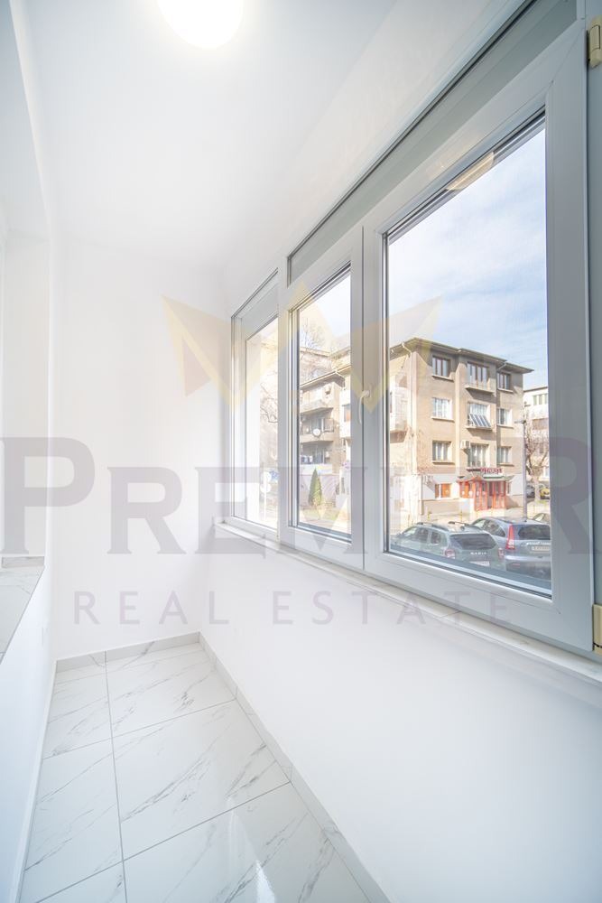 Продава 3-СТАЕН, гр. Варна, Център, снимка 15 - Апартаменти - 53732796