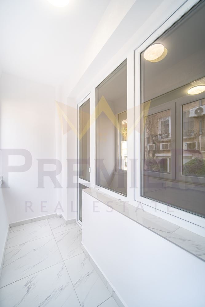 Продава 3-СТАЕН, гр. Варна, Център, снимка 10 - Апартаменти - 53732796