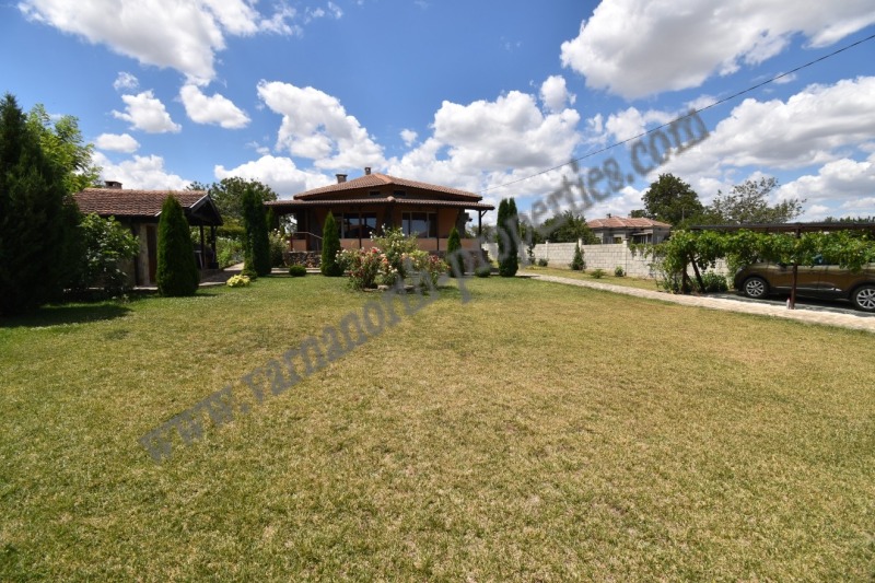 Продава  Къща, област Добрич, с. Славеево •  160 000 EUR • ID 30105863 — holmes.bg - [1] 