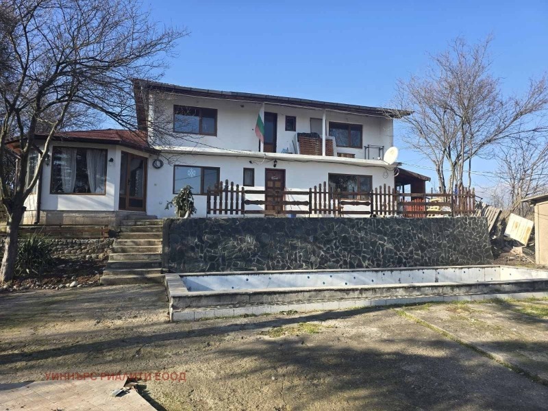 Продава КЪЩА, с. Мещица, област Перник