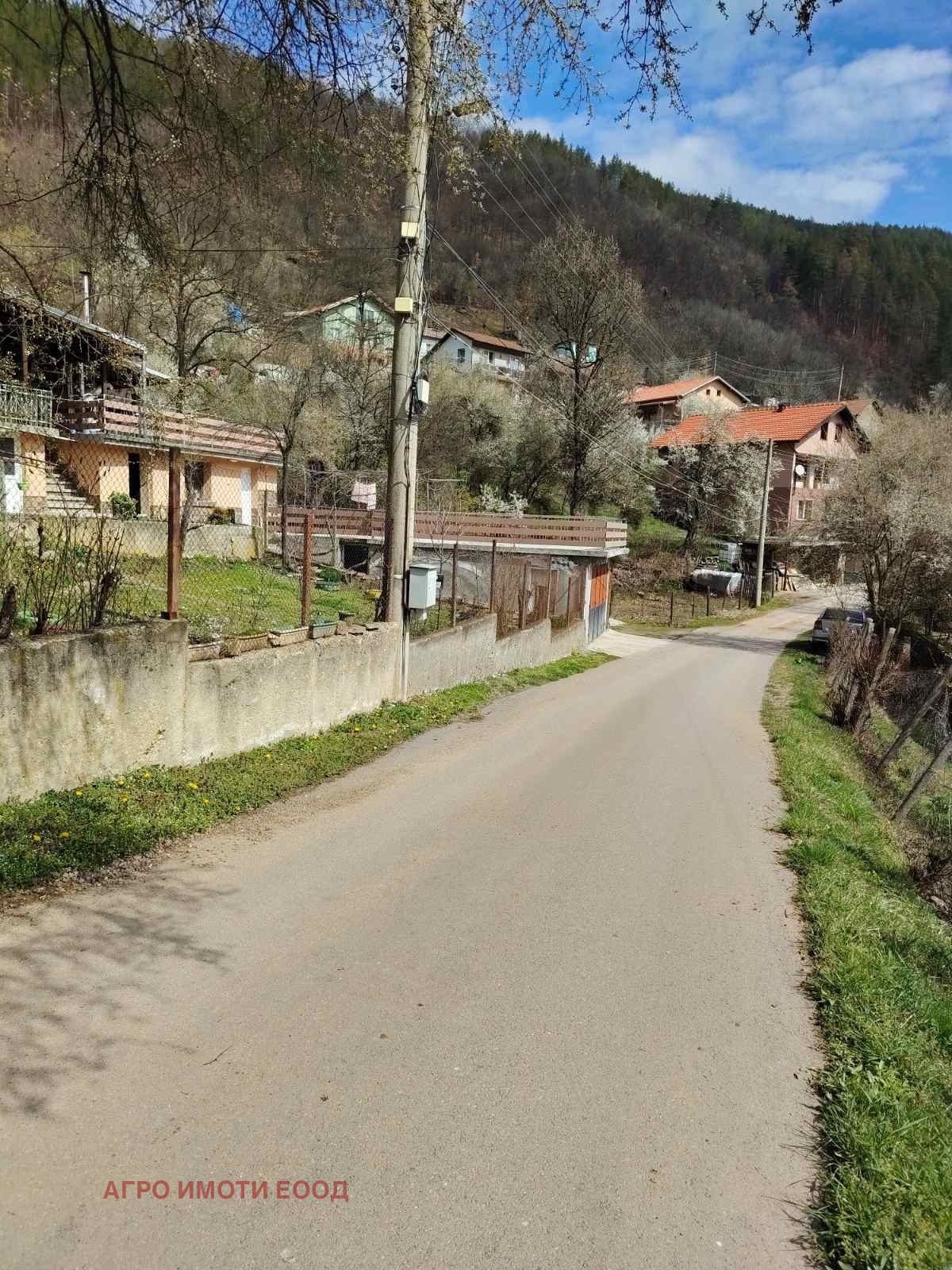 Продава ПАРЦЕЛ, гр. Своге, област София област, снимка 2 - Парцели - 54070388