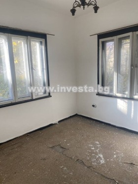 Mais de 3 quartos Kamenica 1, Plovdiv