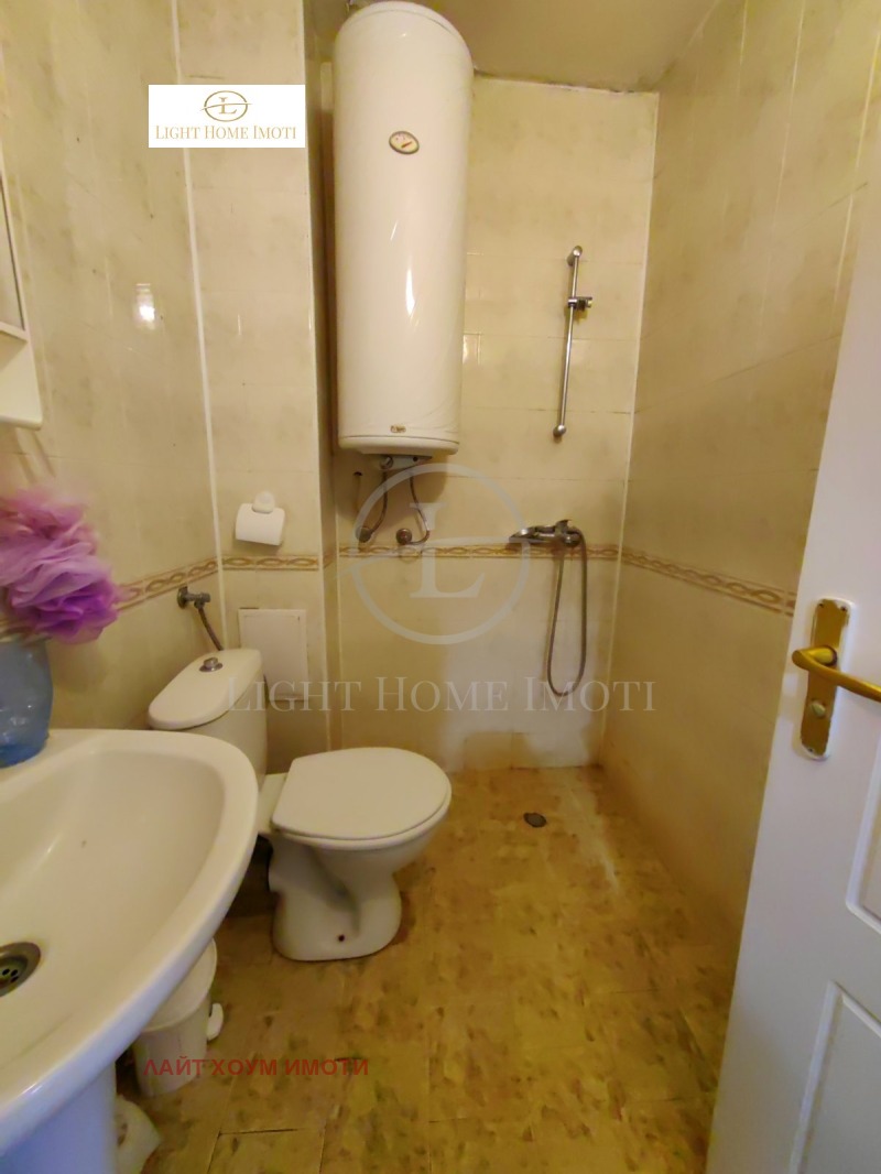 De vânzare  1 dormitor Plovdiv , Sâdiisci , 80 mp | 11733890 - imagine [7]