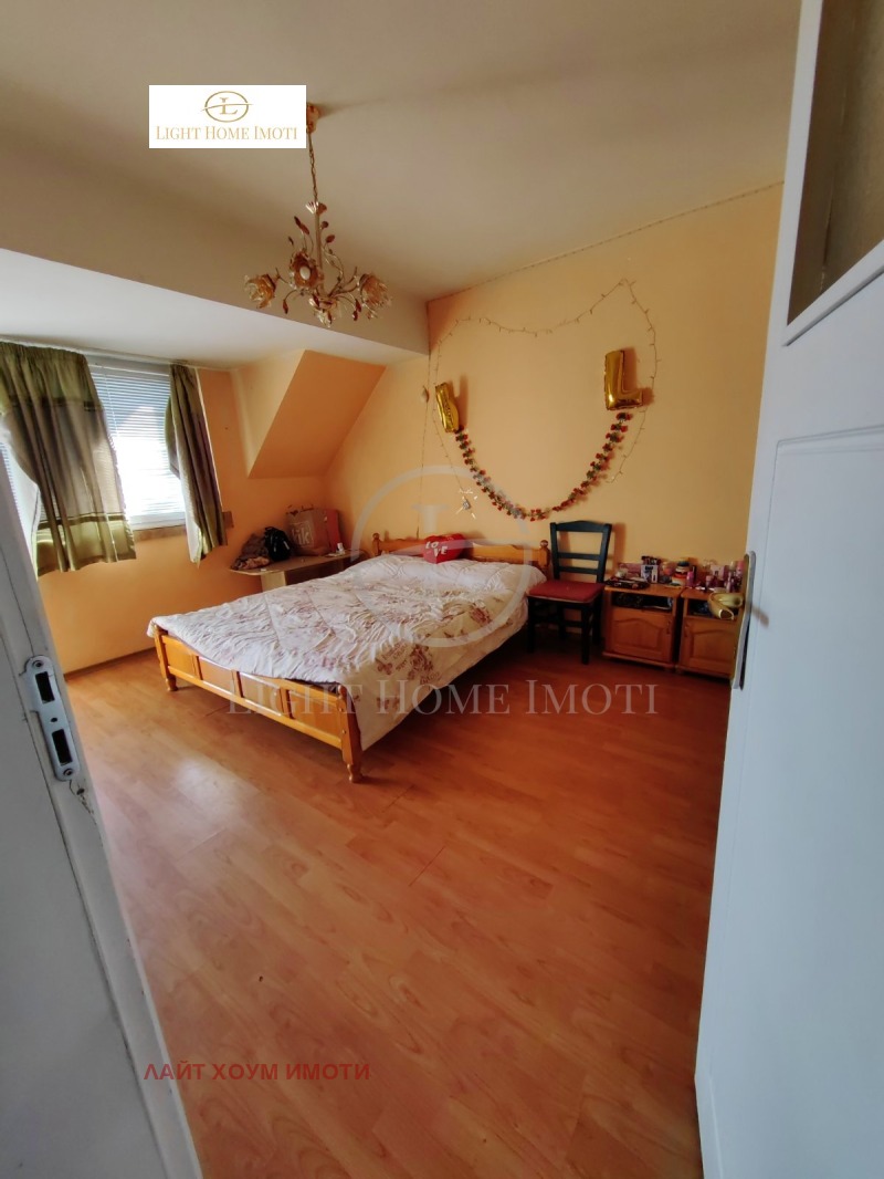 De vânzare  1 dormitor Plovdiv , Sâdiisci , 80 mp | 11733890 - imagine [4]