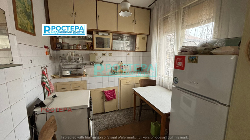 Продава 4-СТАЕН, гр. Търговище, Боровец, снимка 3 - Апартаменти - 53105373