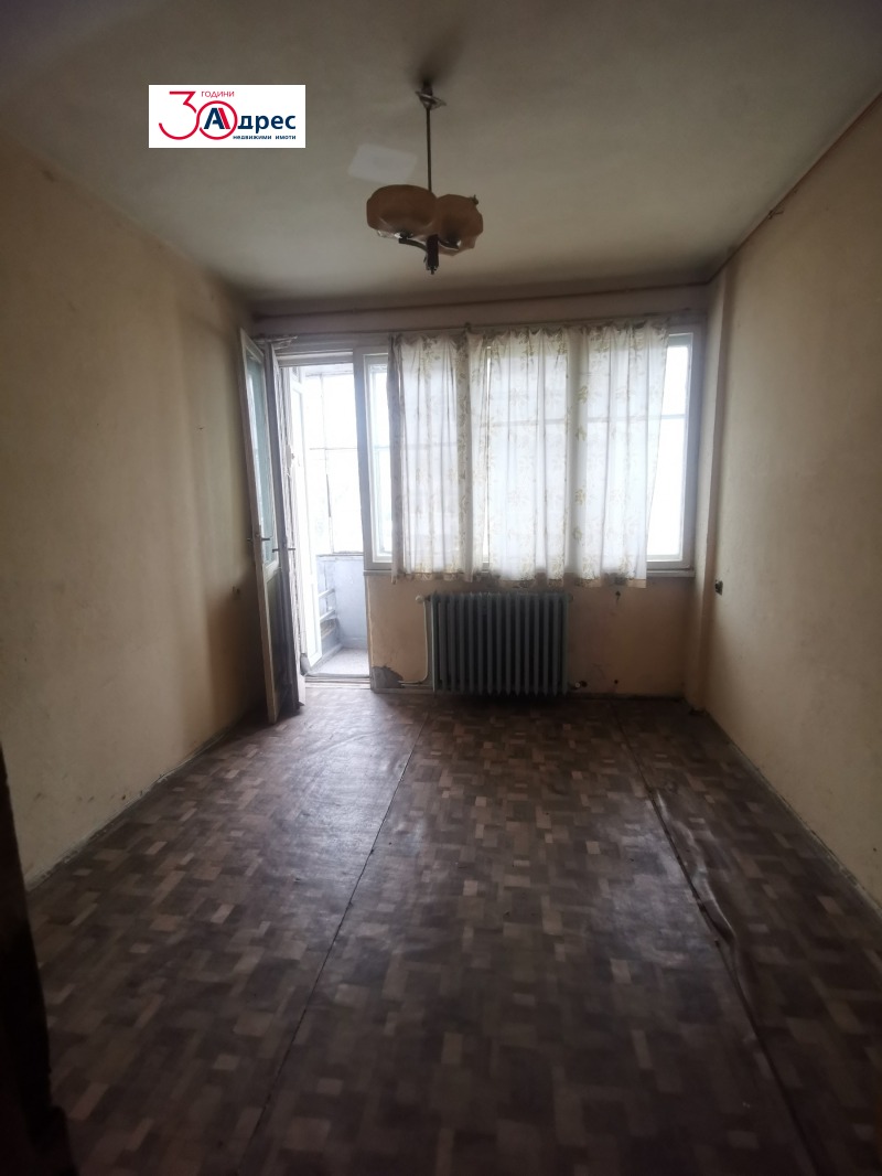 Продава МНОГОСТАЕН, гр. Добрич, Свети Георги, снимка 6 - Aпартаменти - 49539994